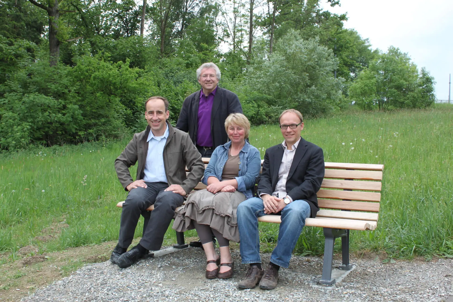 11 05 12 Ruhebaenke Buergerstiftung Berg 2 scaled